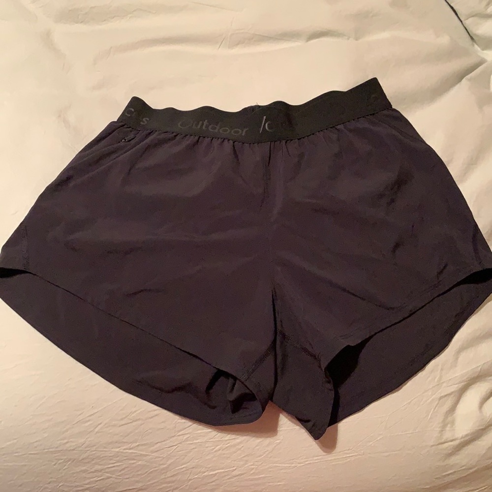 Outdoor Voices Relay 3” shorts. Black. Size small. NWT
